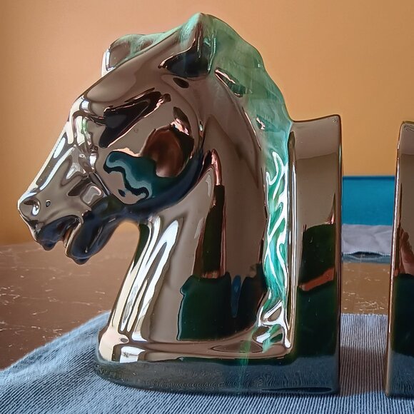 Vintage Blue Mountain Pottery Horse Head Bookends Pair Canada BMP MCM - Picture 1 of 12